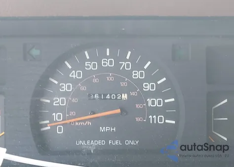 1987 Toyota Pickup Cab Chassis Rn75 z USA, uszkodzony, nr VIN JT5RN75T5H0016397